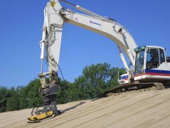 Böschungsverdichter - Hangverdichter - Doppelanbauverdichter - Doppelrüttelplatte Baggeranbau
